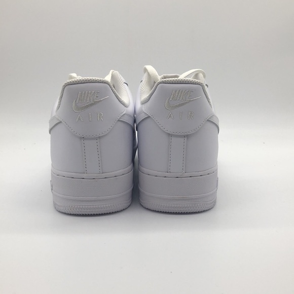 Nike Men's Air Force 1 Low '07 Triple White Casual Sneaker CW2288-111 USED Sz 7 - Picture 4 of 11